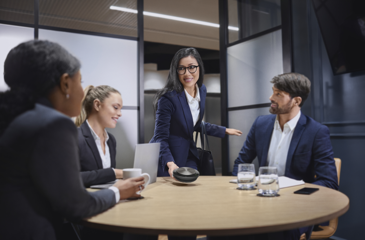 釘釘聯合Jabra推出首款釘閃會認證全向麥，高效生產會議紀要(圖1)